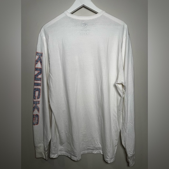 New York Knicks Long Sleeve Tee – White (Men’s XLarge ) - Picture 3 of 5